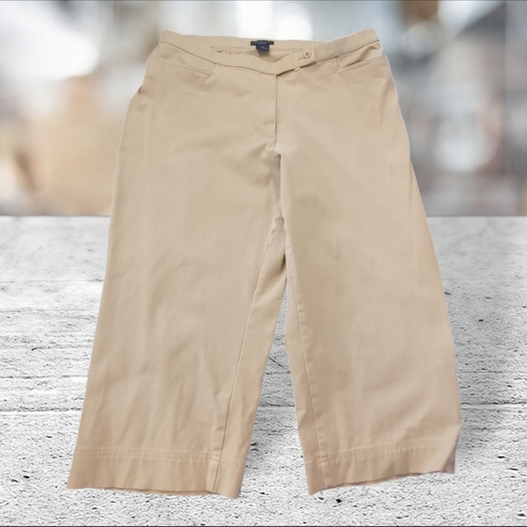 Westbound woman khaki color Capri size 16W - Picture 10 of 11